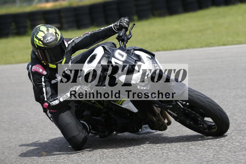 /Archiv-2024/29 12.06.2024 MOTO.CH Track Day ADR/Gruppe blau/10